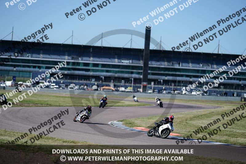 Rockingham no limits trackday;enduro digital images;event digital images;eventdigitalimages;no limits trackdays;peter wileman photography;racing digital images;rockingham raceway northamptonshire;rockingham trackday photographs;trackday digital images;trackday photos